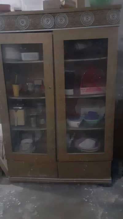 show case for urgent sale