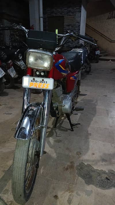 CG125