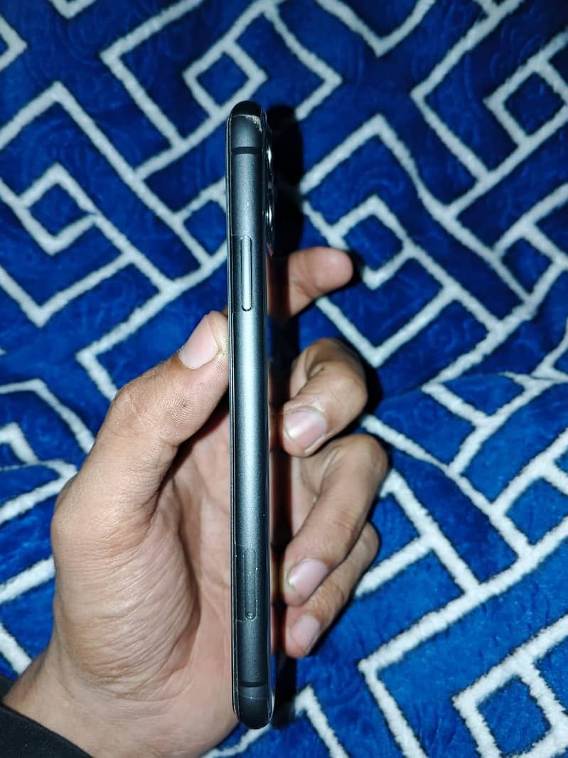 Apple iPhone 11 1