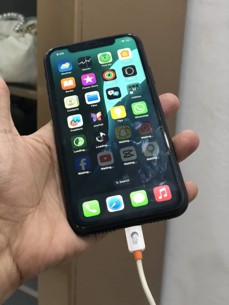 Apple iPhone XR 1