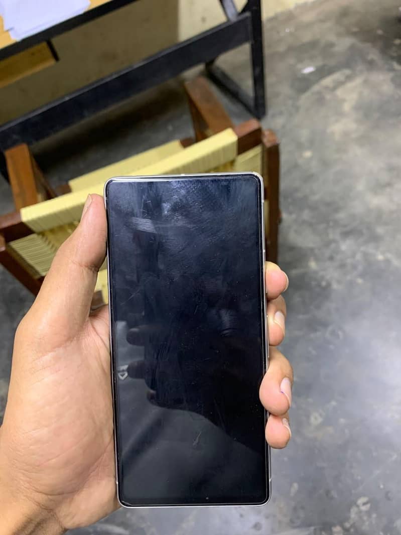 Google Pixel 7 4