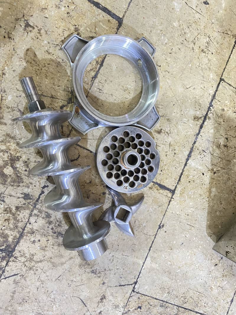 Meat mincer 1