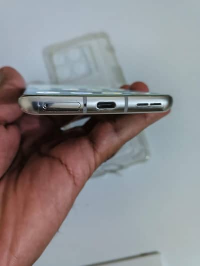 One Plus 10 Pro mobile 12/512/gb urgent sale
