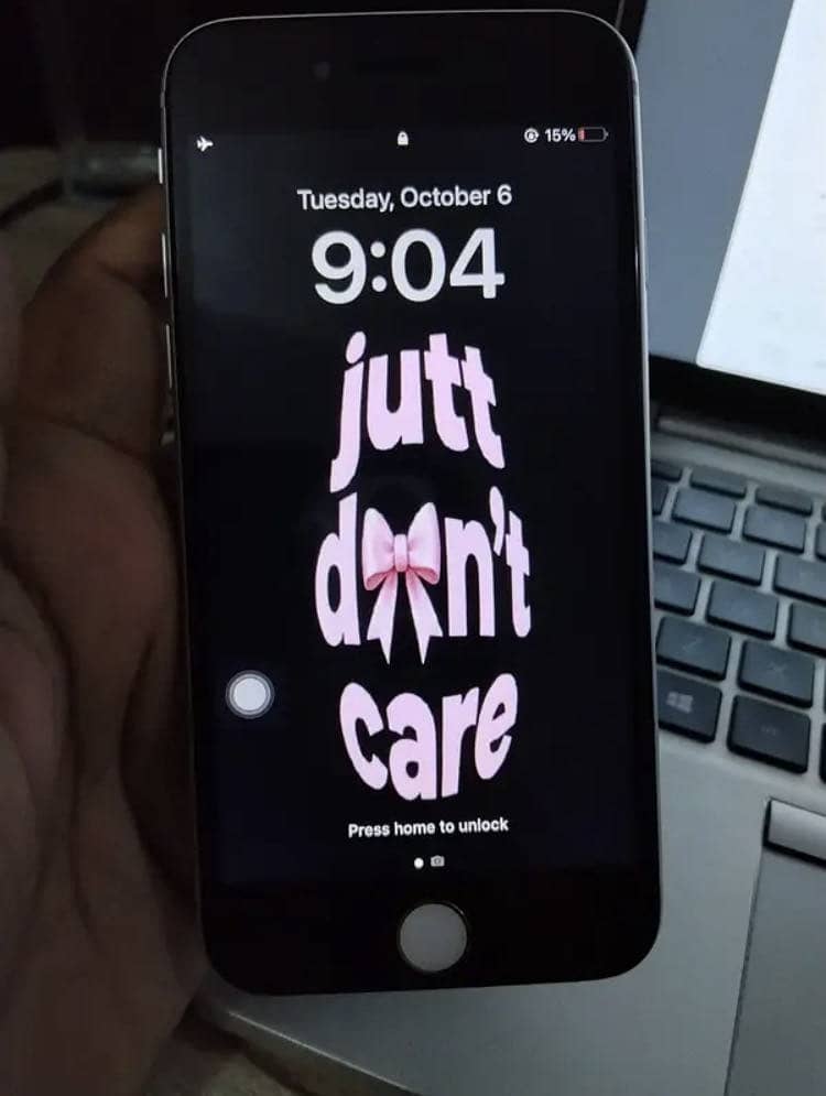 Apple iPhone 8 1