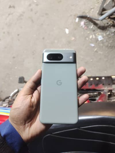 Google Pixel 8