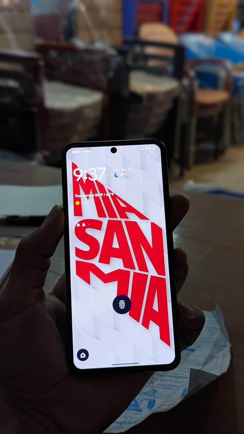 Google Pixel 8 1