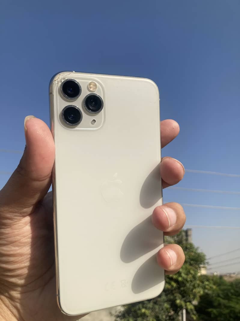 Apple iPhone 11 Pro 0