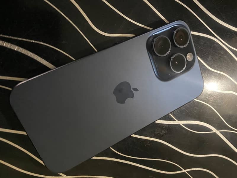 iPhone 15 Pro with box 0