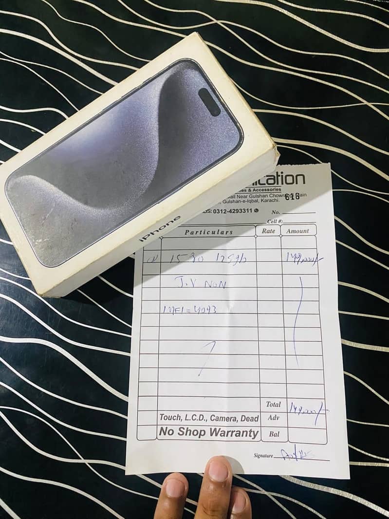 iPhone 15 Pro with box 10
