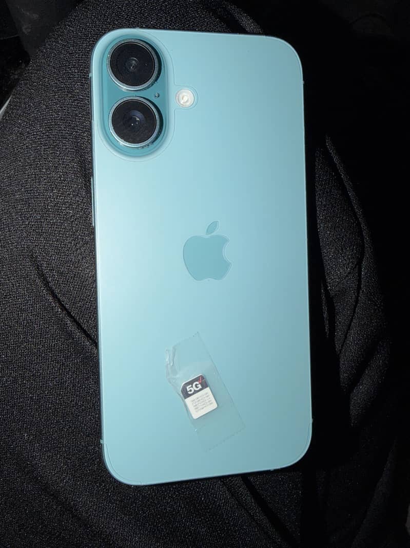 Apple iPhone 16 0