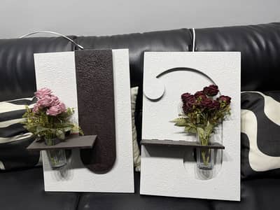 2 Wall hanging 3d textured frames