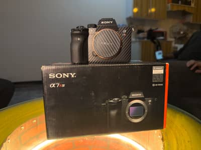 Sony A7RIV MIRRORLESS
