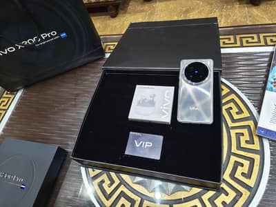 Vivo x200 Pro mobile 16/512/gb official PTA approved warranty mein