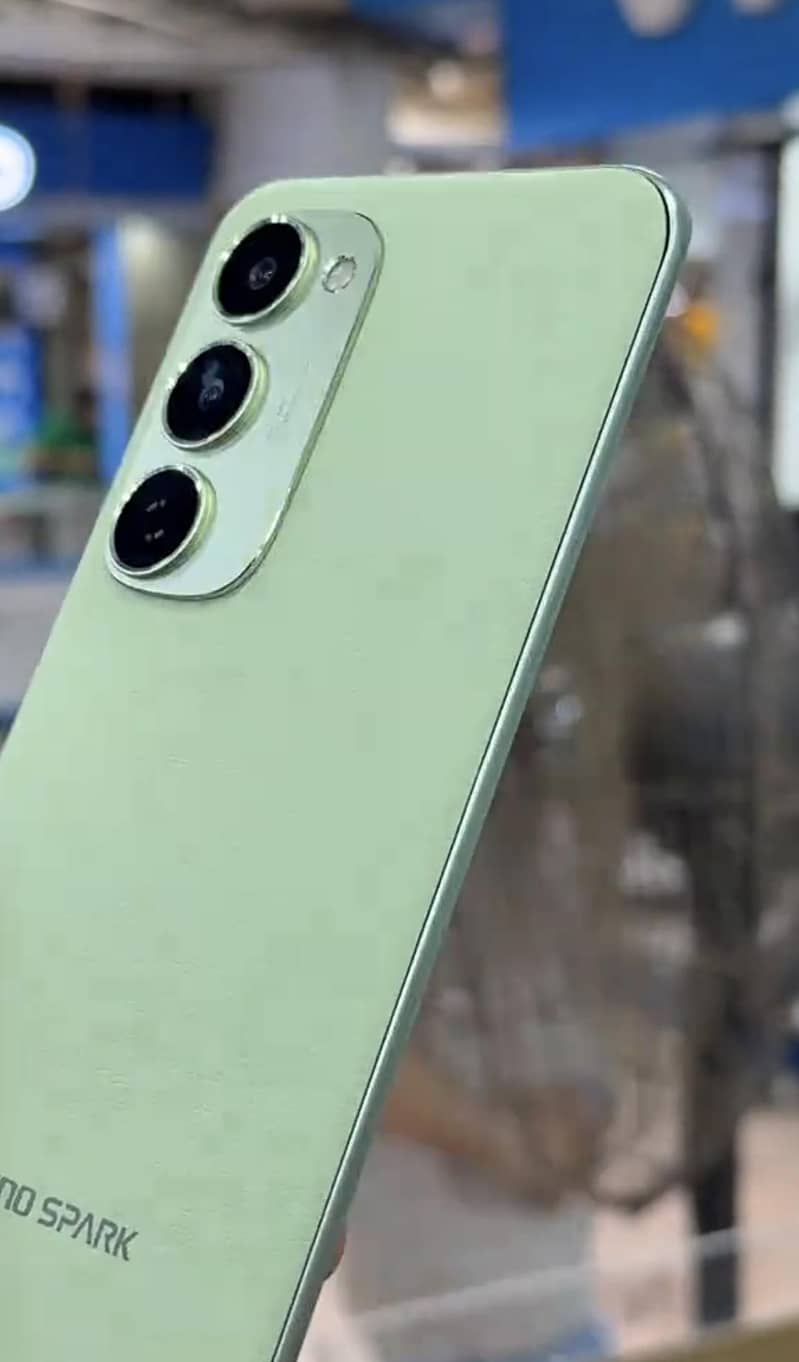 Tecno Spark 40 Pro Plus 0