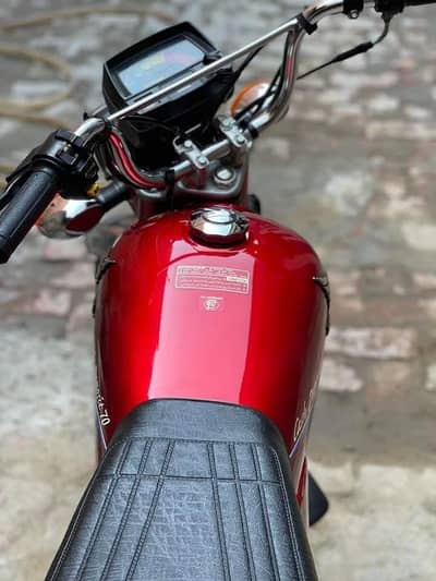 Honda CD 70 modal 2010