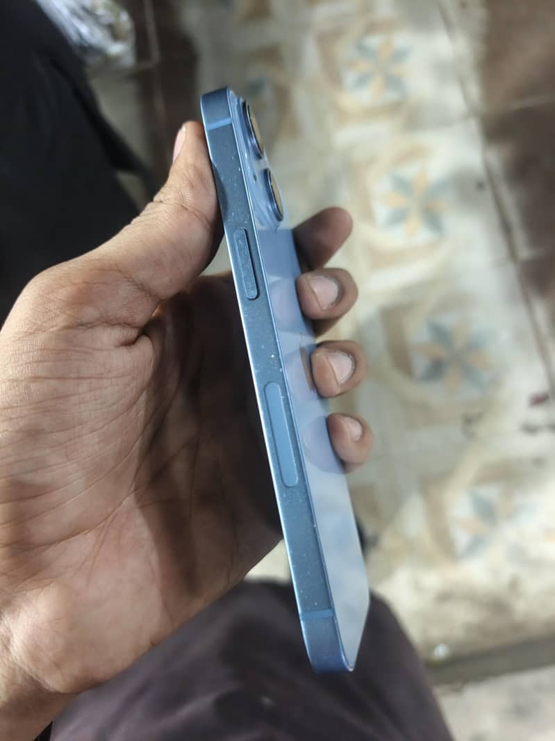 Apple iPhone 14 1