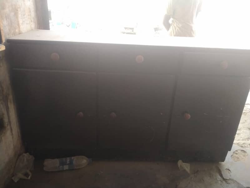 Table for sale 0