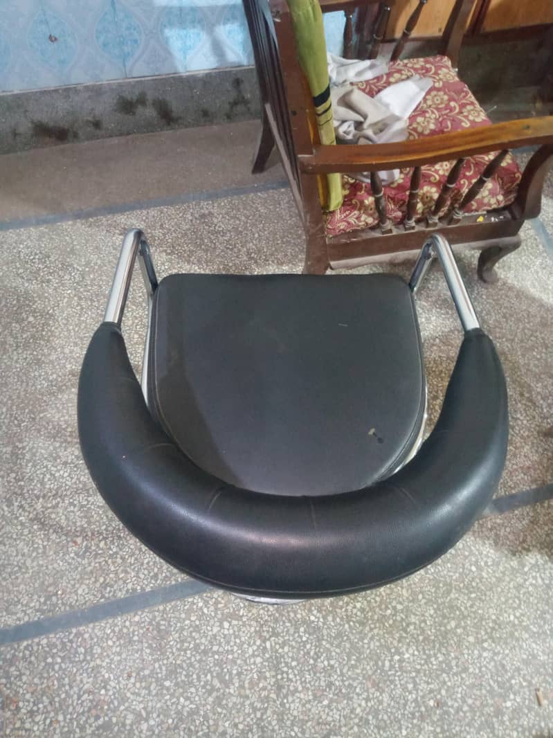 chair 0