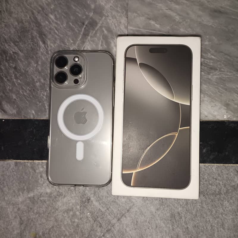 Apple iPhone 16 Pro Max 1