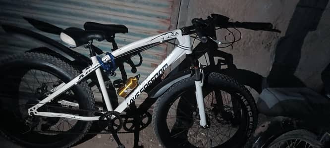 dakhne ka time Raat 8 ka bad final price hain serious buyer contect ka