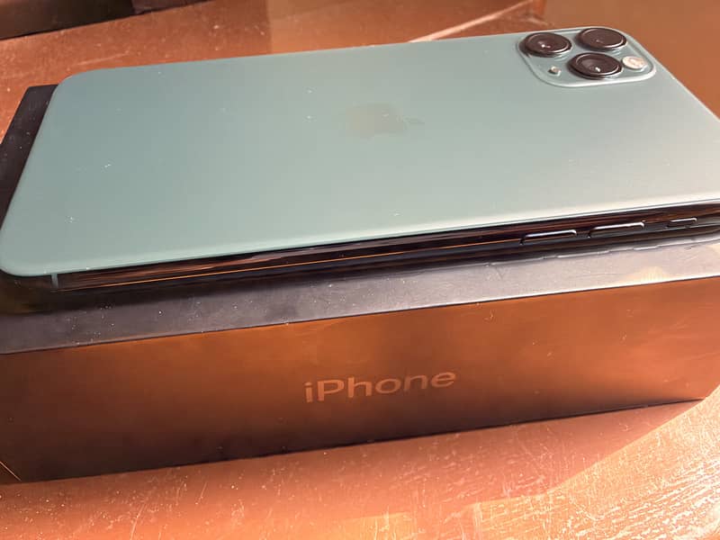 Apple iPhone 11 Pro Max 1