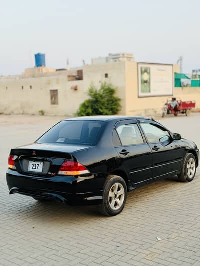 Mitsubishi Lancer 2005