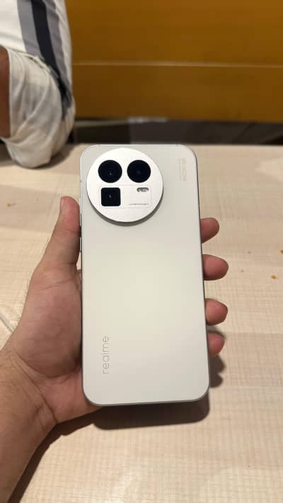 Realme GT 8