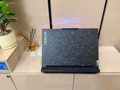 Lenovo Legion 9– RTX 4080 | 64GB RAM | 2TB SSD