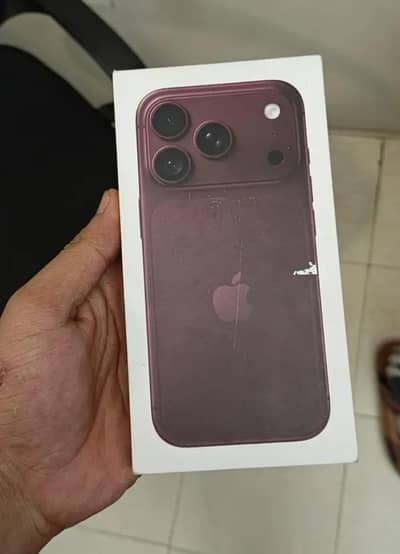 Apple iPhone 18 Pro jv burgendy