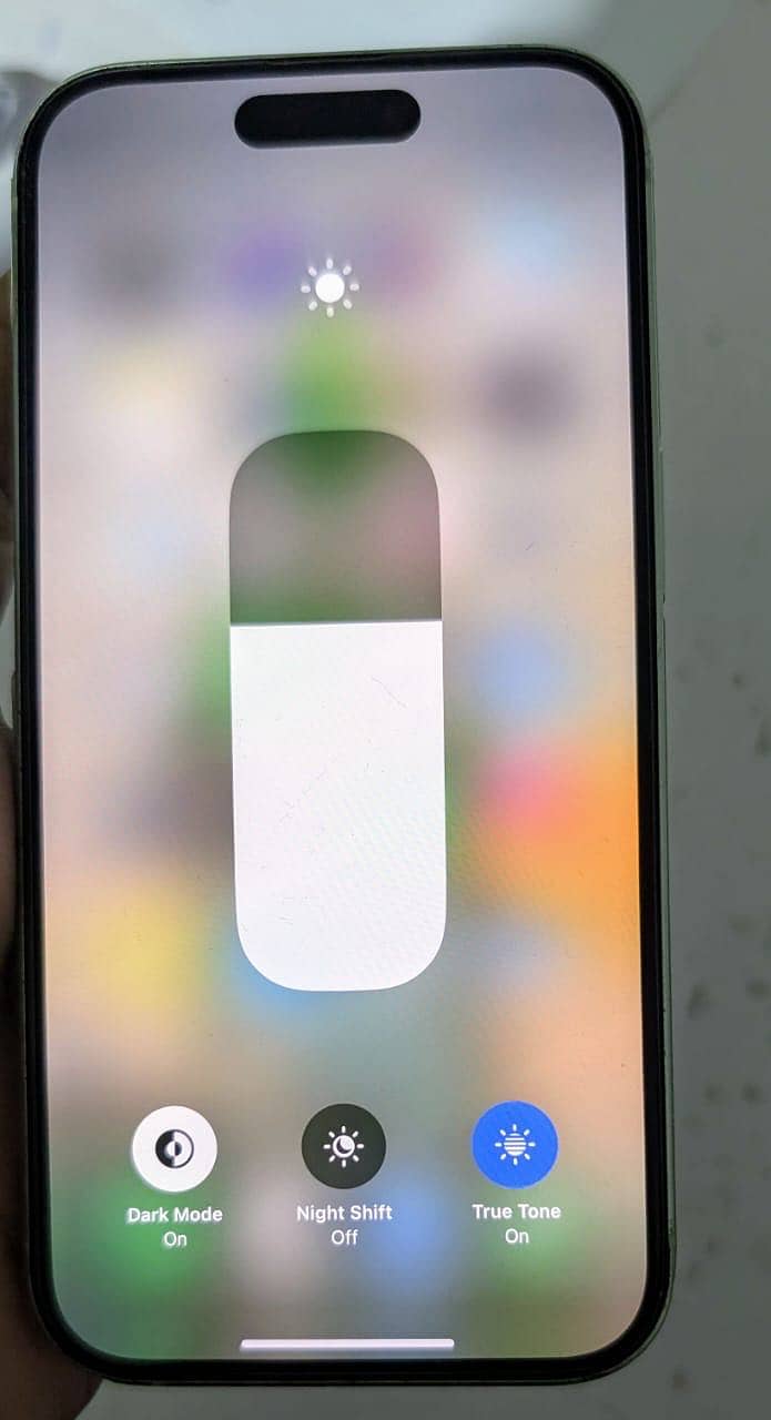 Apple iPhone 15 10