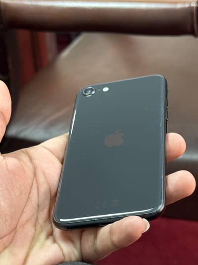 Apple iPhone SE 2020