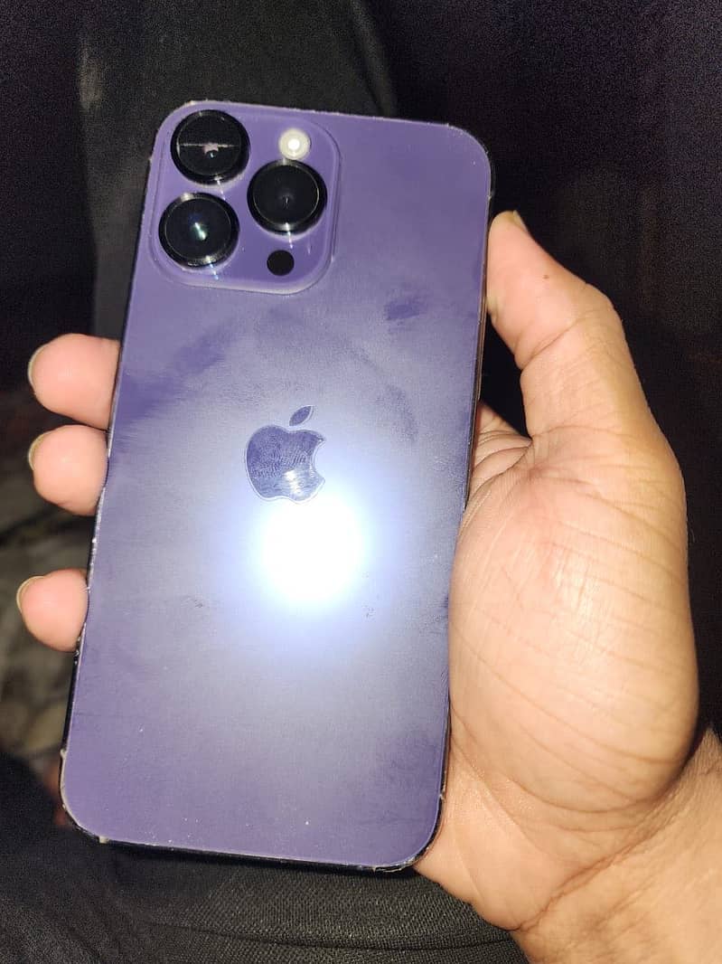 Apple iPhone 14 Pro Max 0