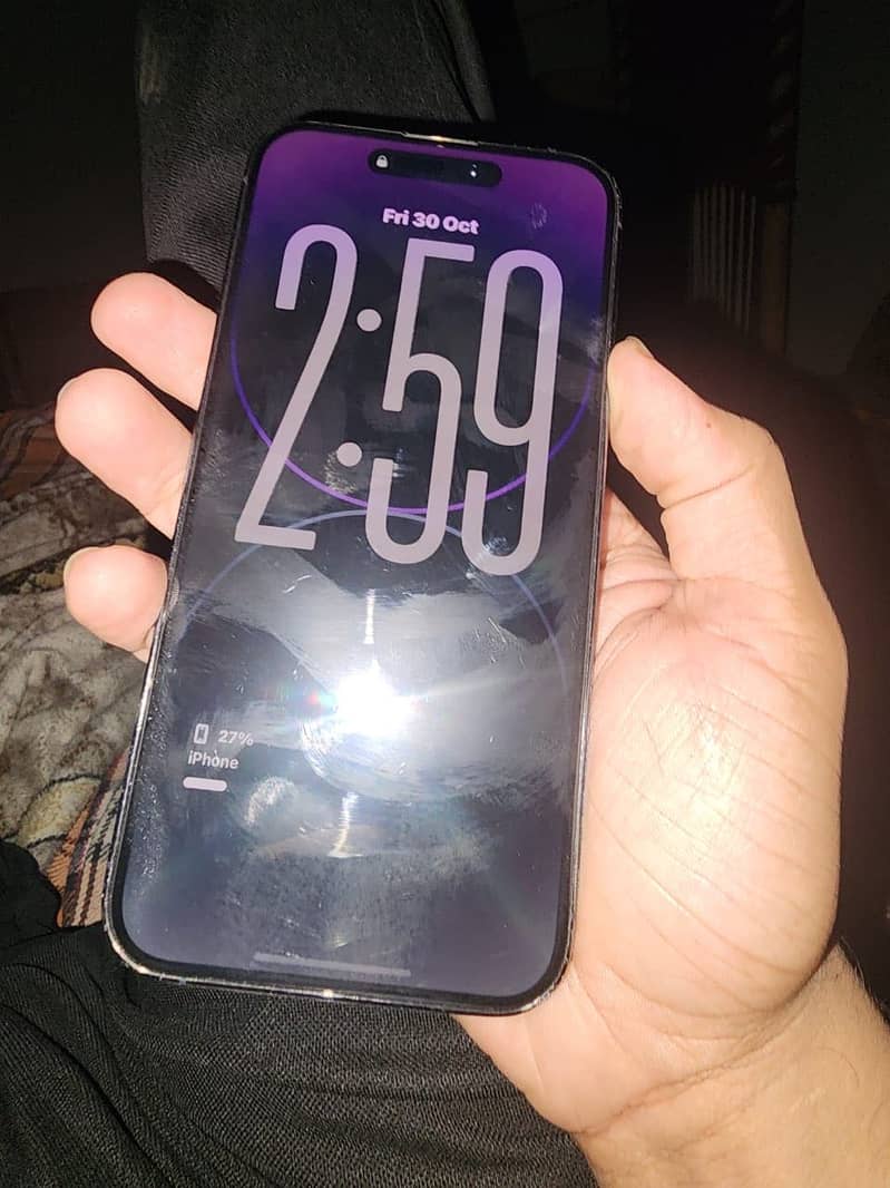Apple iPhone 14 Pro Max 1