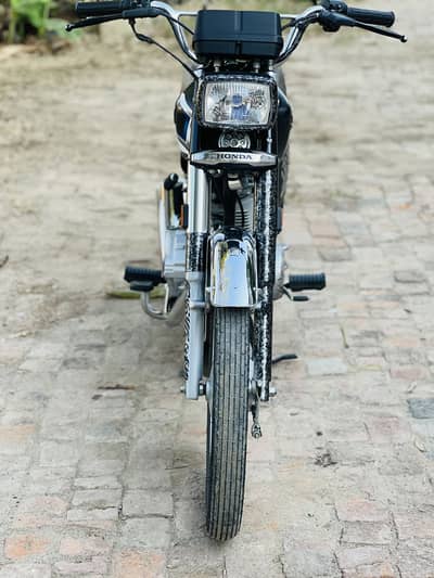 Honda cg 125 2025 black clr