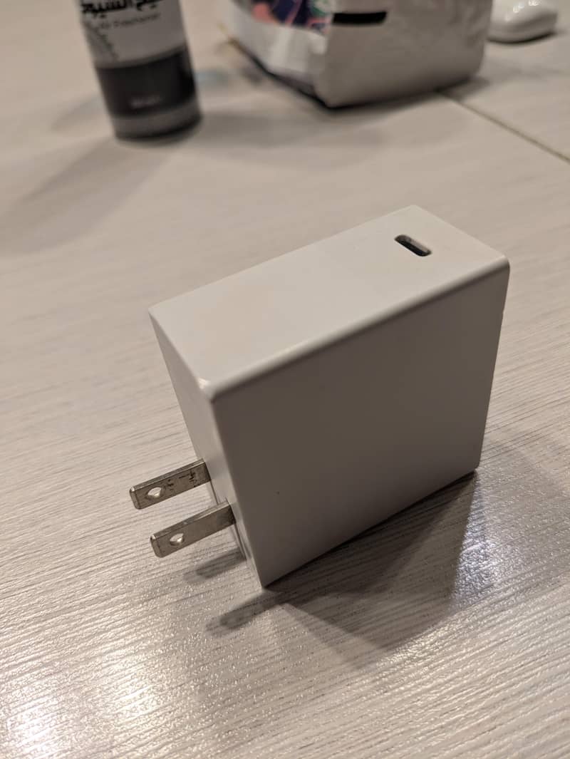 Google Pixel Original 45 W USB-C Adapter - Fast Charger 3