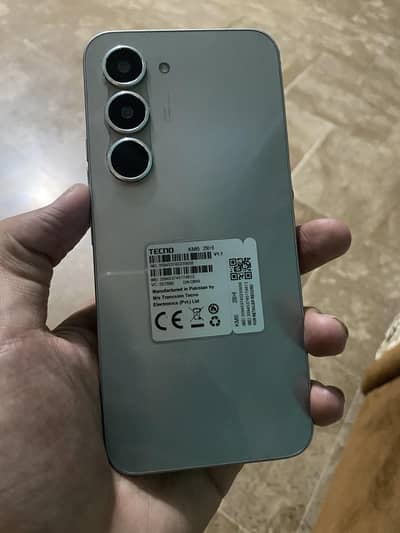 Tecno Spark 40 Pro