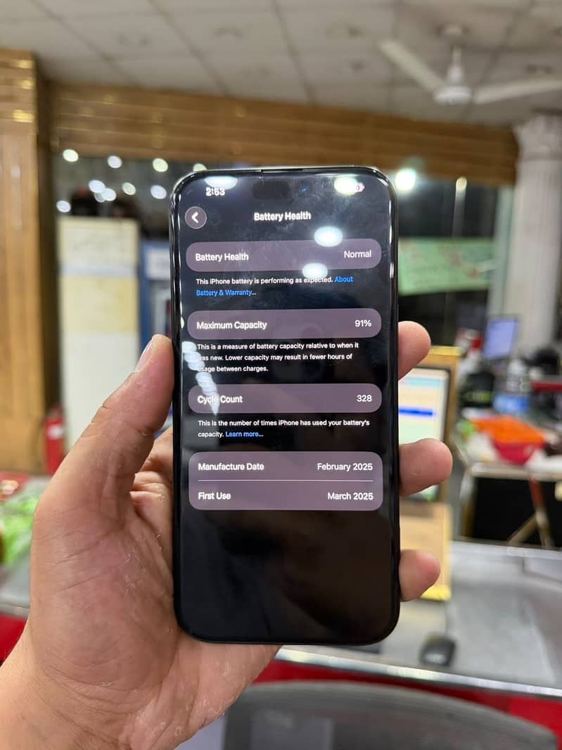 Apple iPhone 16 Pro Max 6