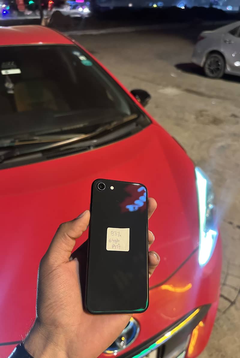 Apple iPhone SE 0