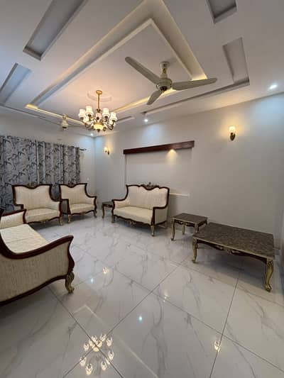 10 Marla (35x70) Short Corner Sun-Face House For Sale In G-13/4 Islamabad
