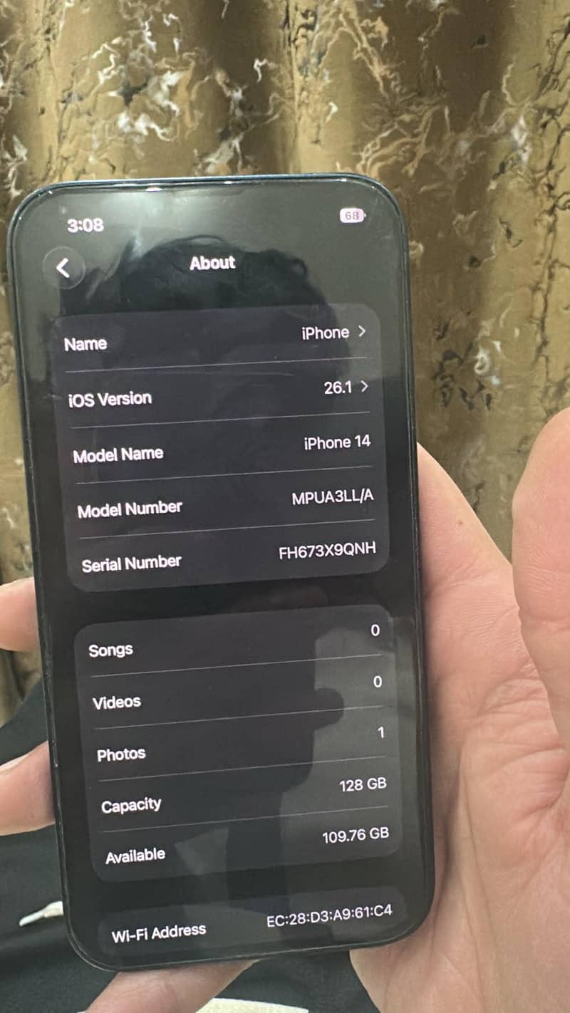 Apple iPhone 14 4