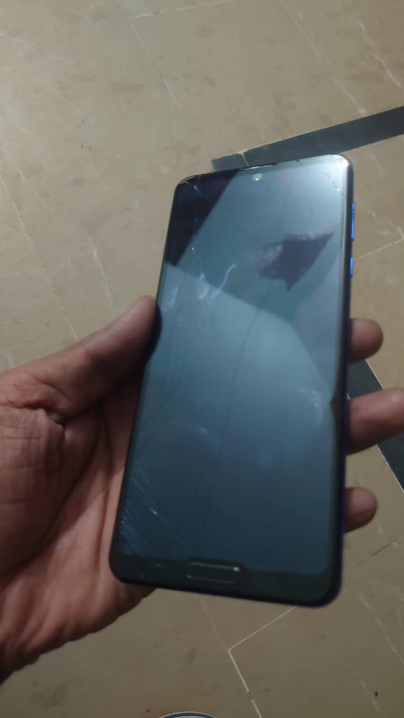 Sharp Aquos R5G 5