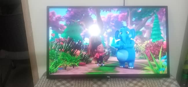 TCL 32 inch led simple