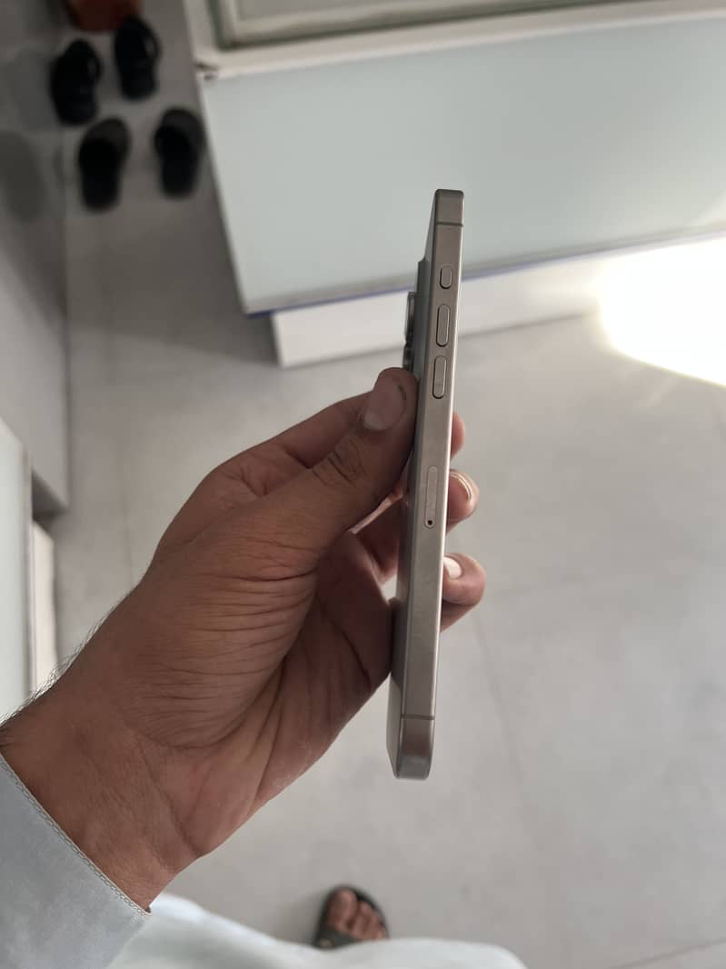 Apple iPhone 15 Pro Max 1