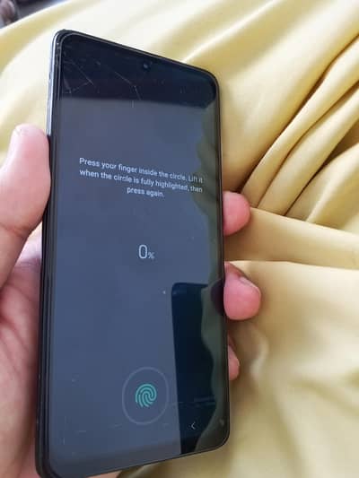 8GB Ram 128GB screenfinger read ad