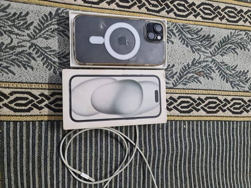 Apple iPhone 15 2