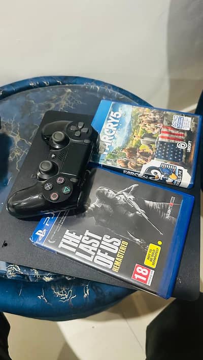 Ps4 (slim) 500gb slightly used . . excellent condition