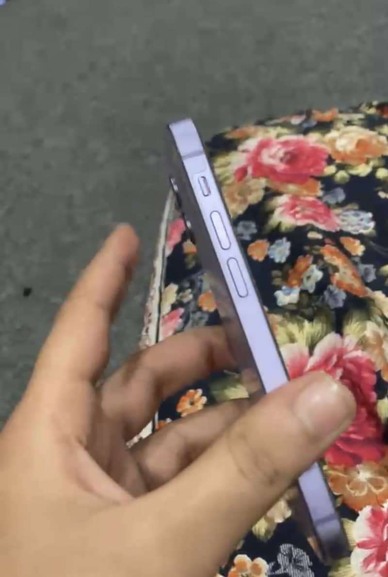 Apple iPhone 12 mini 5