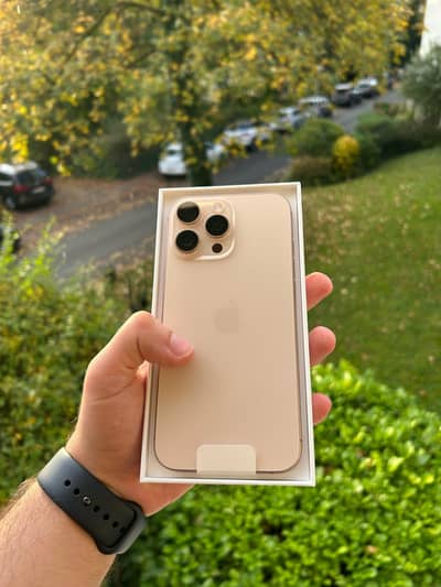 Apple iPhone 16 Pro Max