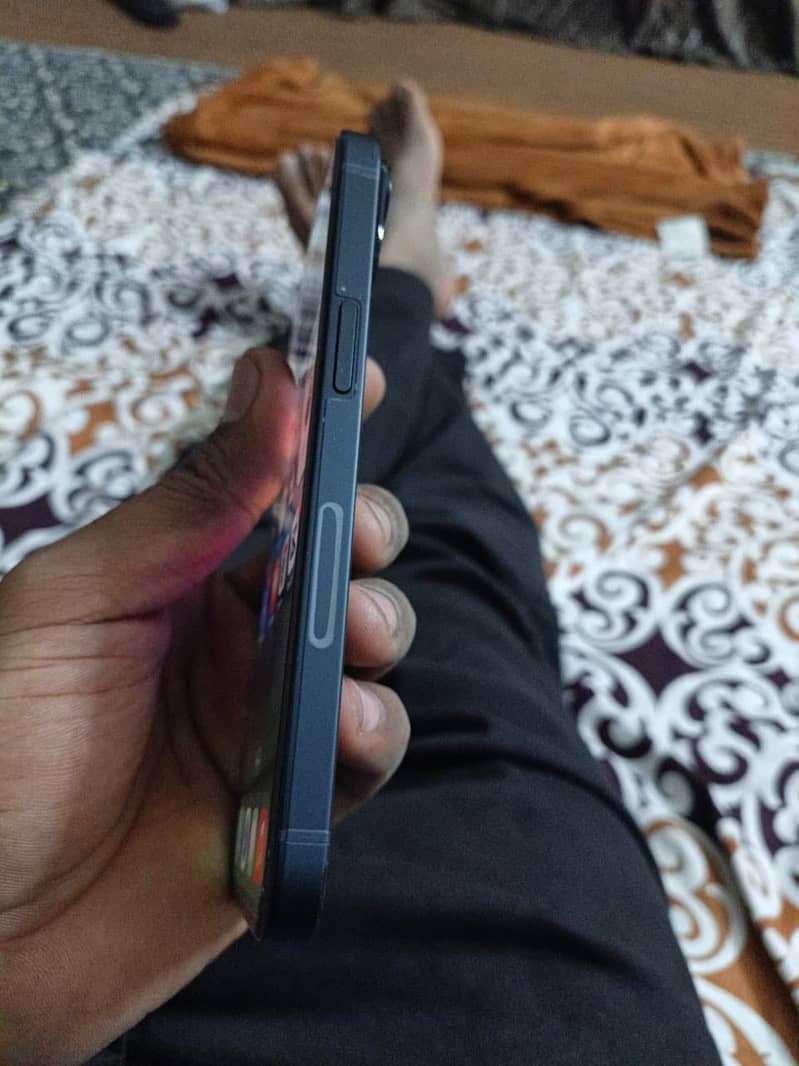 Apple iPhone 14 1