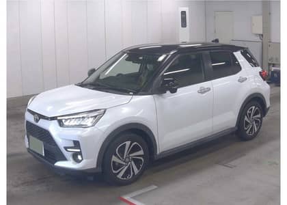 Toyota Raize 2021 4.5 grade 360 cam 2 tone pearl white